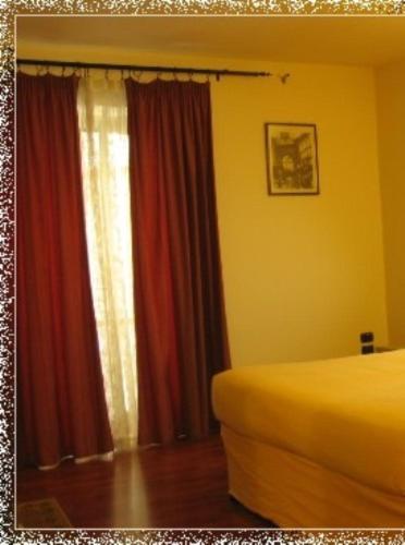 Duomo Apartments Naples Bilik gambar
