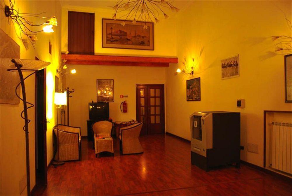 Duomo Apartments Naples Luaran gambar